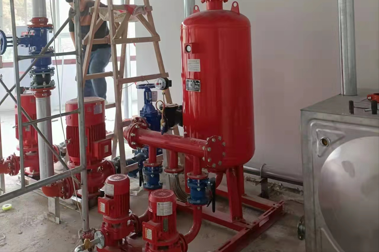 報考消防設施操作員后，就業方向大公開 信息系統運行維護服務的廣闊前景